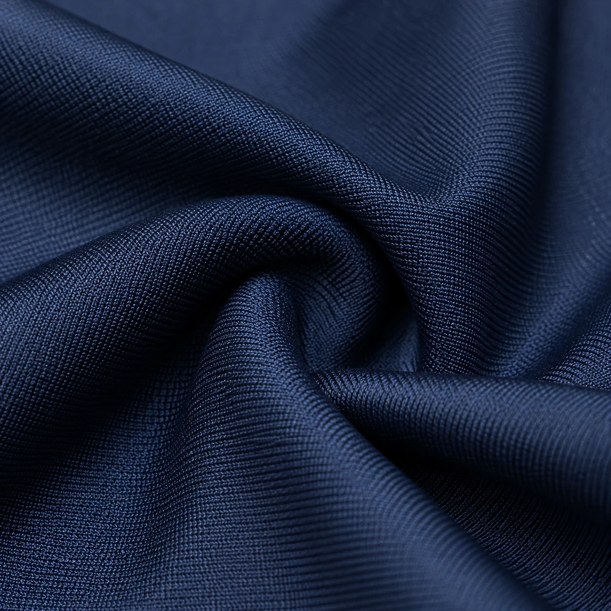 Détail tissu burkini grande taille, texture polyester élasthanne séchage rapide, protection UPF 50+